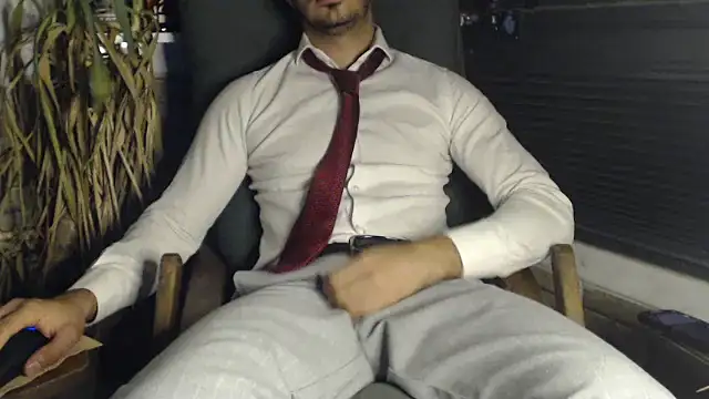 Snapshot of Naughtb0y chatting on 03.19.25 Naughtb0y online show from 03.19.25