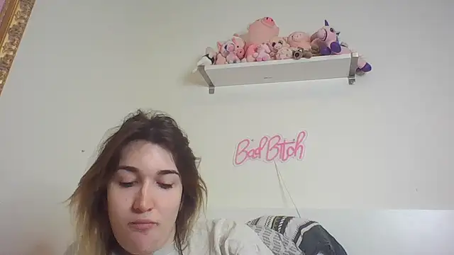 Icy  Diamond online show from 10.24.25