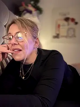 blondebitch2 online show from 01.06.26