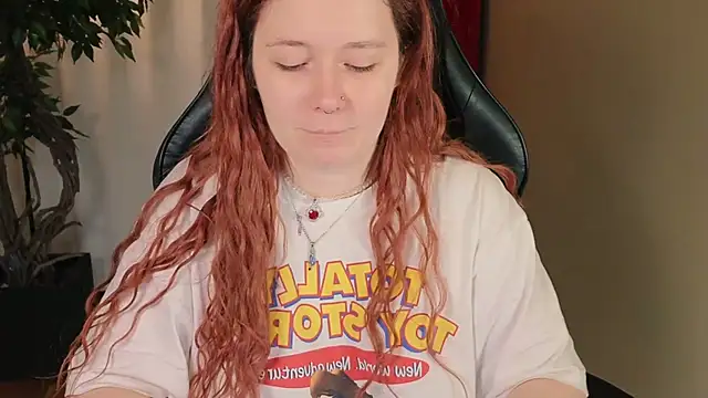 carolina elf online show from 11.19.25