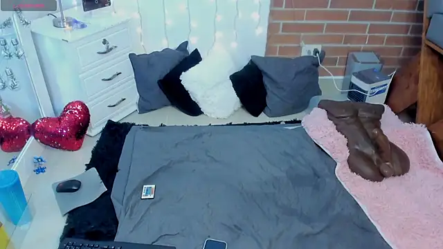 merida blue  online show from 01.15.25