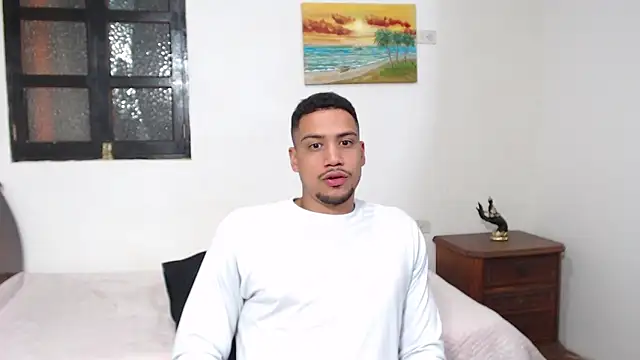 Jhors  Collens online show from 12.02.25