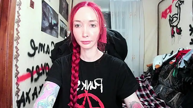 Roxy Silver online show from 04.08.26