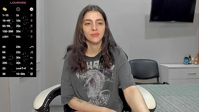 broosnica1 online show from 10.13.25