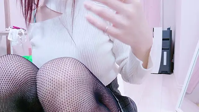 Snapshot of Ryo-sama chatting on 10.29.25 Ryo-sama online show from 10.29.25