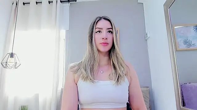  AlejaCruz  online show from 01.06.26