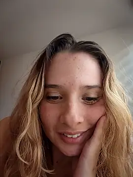 Sophy Bunny online show from 02.26.26