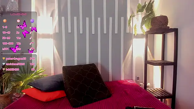 Charlotte  Brown  online show from 12.21.24