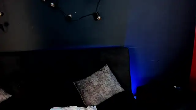 Charlotte  Brown  online show from 02.17.25