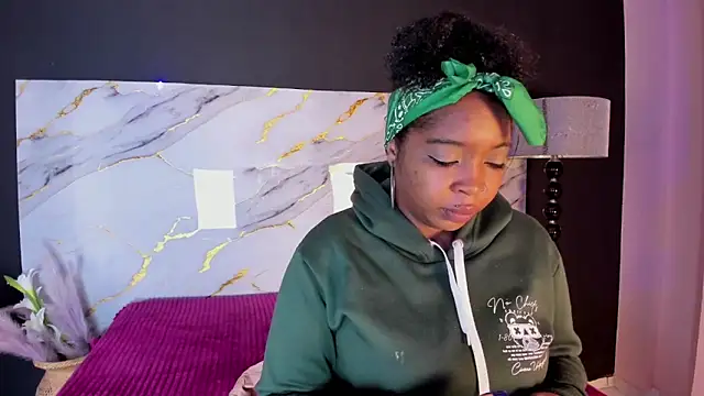 Charlotte  Brown  online show from 03.14.25