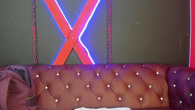 Charlotte  Brown  online show from 11.06.25