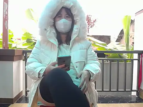 Snapshot of Nanaly_Sweet chatting on 02.23.25 Nanaly Sweet online show from 02.23.25