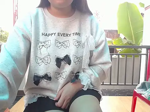 Snapshot of Nanaly_Sweet chatting on 03.16.25 Nanaly Sweet online show from 03.16.25