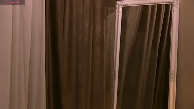 GinaMence online show from 02.26.25