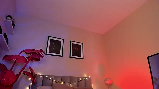 Violetta Nur online show from 02.25.26