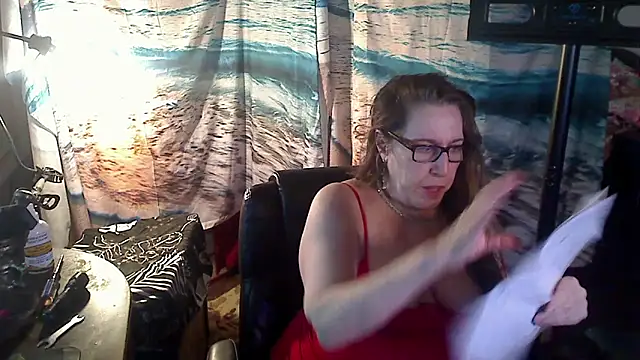 Ireallysquirt online show from 02.15.25