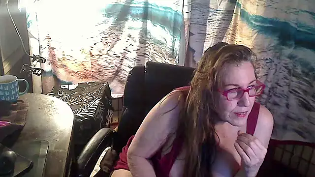 Ireallysquirt online show from 02.16.25