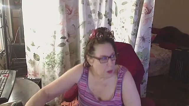 Snapshot of Ireallysquirt chatting on 07.01.26 Ireallysquirt online show from 07.01.26