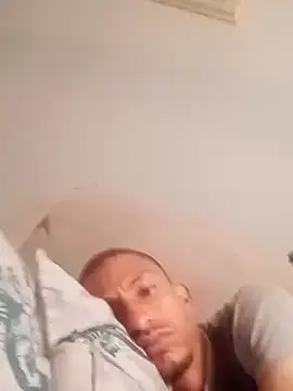 Snapshot of stiflercumsforyou chatting on 09.18.25 stiflercumsforyou online show from 09.18.25