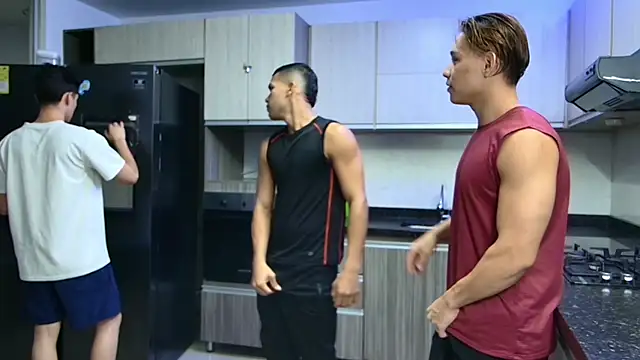 Snapshot of Boysgang_sex chatting on 01.31.25 Boysgang sex online show from 01.31.25