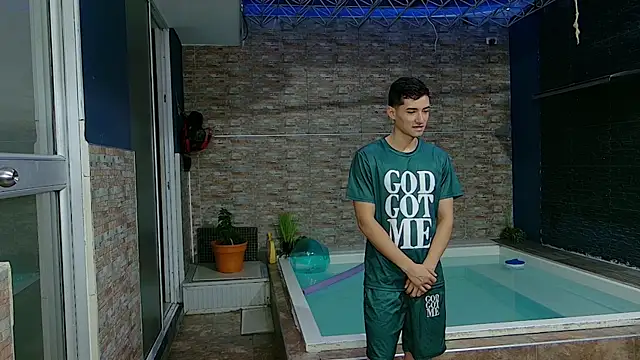 Snapshot of Boysgang_sex chatting on 03.09.25 Boysgang sex online show from 03.09.25