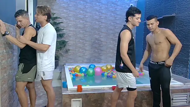 Snapshot of Boysgang_sex chatting on 11.05.25 Boysgang sex online show from 11.05.25