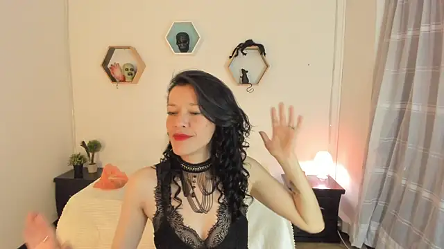 Paloma victory online show from 10.16.25