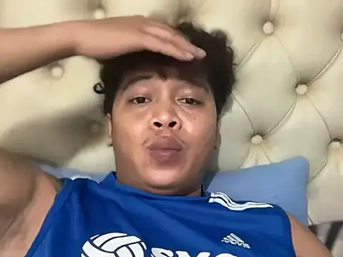 Snapshot of asian_sweetboy chatting on 02.21.26 asian sweetboy online show from 02.21.26