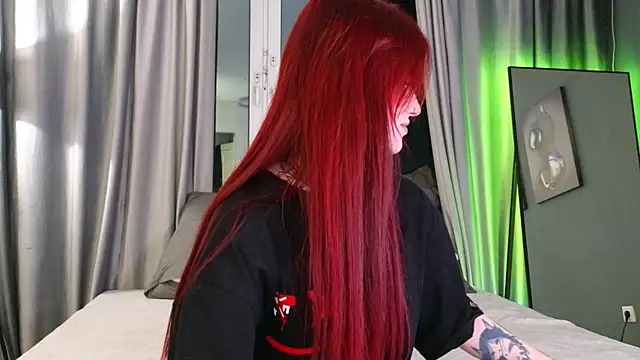 SophieInkk online show from 03.28.26