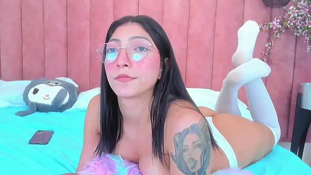 Snapshot of MarianaBranzz chatting on 01.13.25 MarianaBranzz online show from 01.13.25