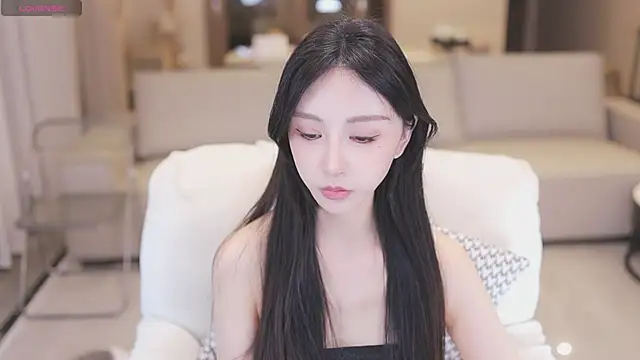 Snapshot of JayPope chatting on 03.22.25 JayPope online show from 03.22.25