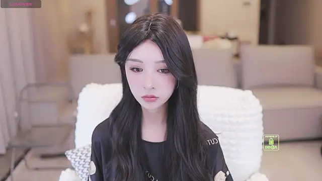 Snapshot of JayPope chatting on 09.26.25 JayPope online show from 09.26.25