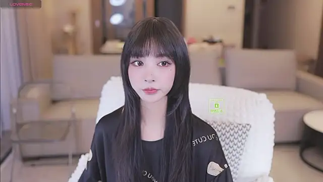 Snapshot of JayPope chatting on 09.27.25 JayPope online show from 09.27.25