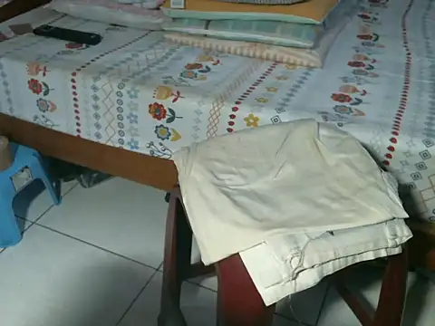 triangle0623 online show from 10.29.25