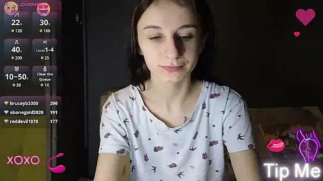 Snapshot of _Nika_Kik chatting on 01.29.25 Nika Kik online show from 01.29.25