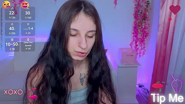 Snapshot of _Nika_Kik chatting on 02.06.25 Nika Kik online show from 02.06.25