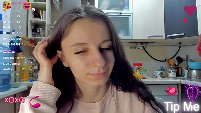 Snapshot of _Nika_Kik chatting on 03.21.25 Nika Kik online show from 03.21.25