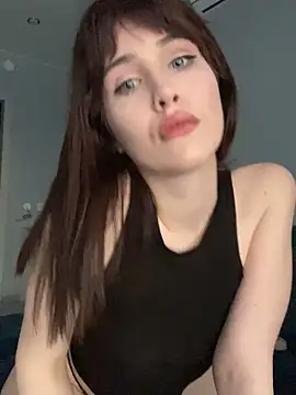 CherryCrystall online show from 03.21.25