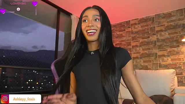 Ashleey Fox online show from 02.17.26