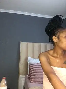 Snapshot of Nicole_Liam_ chatting on 10.12.25 Nicole Liam online show from 10.12.25