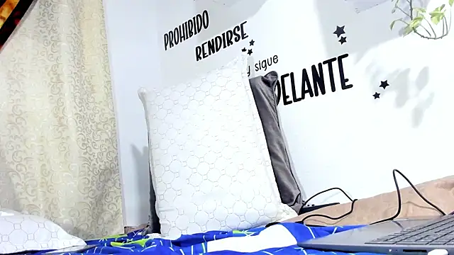 Aronxxs online show from 10.01.25