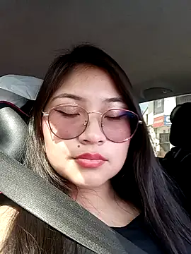 Snapshot of Caroll_Luna chatting on 12.04.24 Caroll Luna online show from 12.04.24