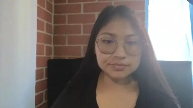 Snapshot of Caroll_Luna chatting on 03.22.25 Caroll Luna online show from 03.22.25