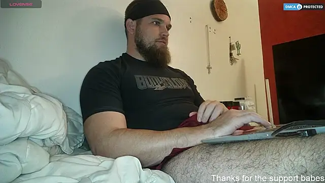 Snapshot of dikdowndaddy chatting on 11.10.25 dikdowndaddy online show from 11.10.25