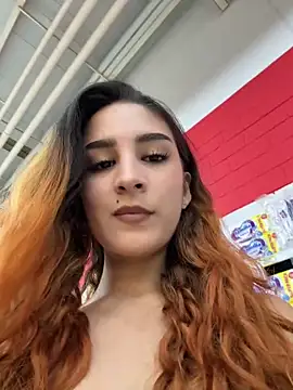 Snapshot of Mon_Cherry chatting on 09.23.25 Mon Cherry online show from 09.23.25