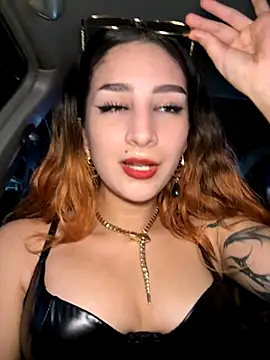 Snapshot of Mon_Cherry chatting on 11.02.25 Mon Cherry online show from 11.02.25