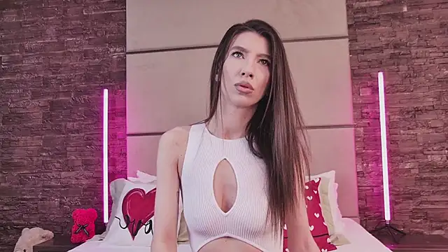 LunaWills  online show from 02.10.25