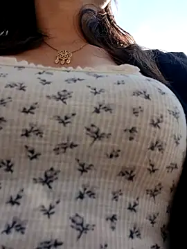 Violeta 12- online show from 10.25.25