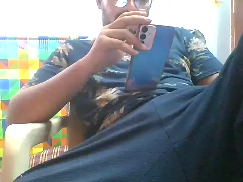 naughtymike0007 online show from 09.26.25