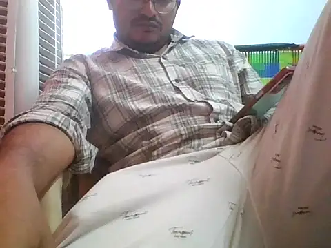 naughtymike0007 online show from 10.11.25